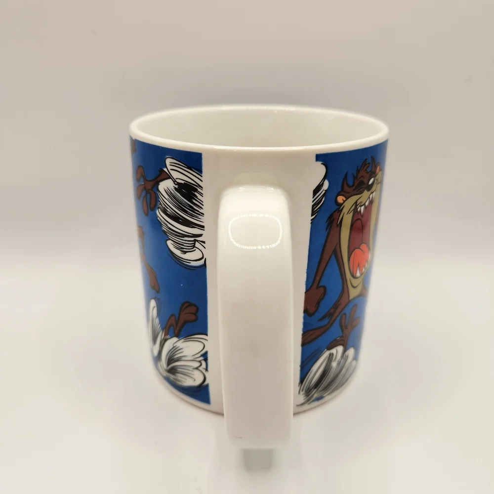 1994 Tasmanian Devil Coffee Mug by Applause.